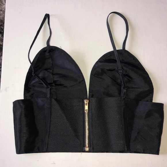 Black crop bra top - Picture 2 of 2